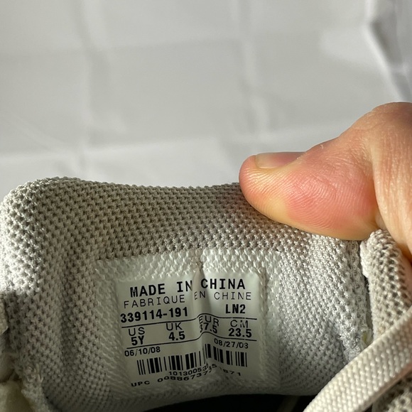 Nike Tiger Woods Sz 5Y Tour TW Jr Youth Golf Shoe - Picture 5 of 5